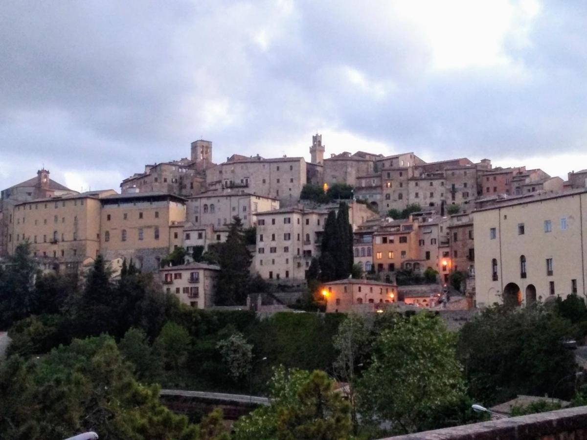 Apartament La Torre Del Conte,Free Wi-Fi, Amazing View Montepulciano Zewnętrze zdjęcie
